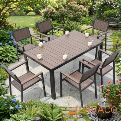 Bo-ban-san-vuon-biet-thu-cao-cap