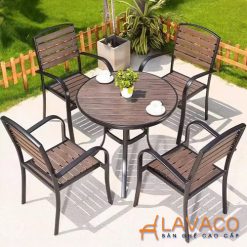 Bo-ban-tron-san-vuon-4-ghe-hien-dai