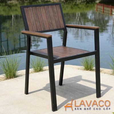 Ghe-cafe-san-vuon-nan-nhua-gia-go-khung-nhom