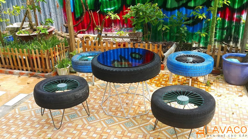 15 mẫu bàn ghế độc lạ, phong cách sáng tạo và thu hút