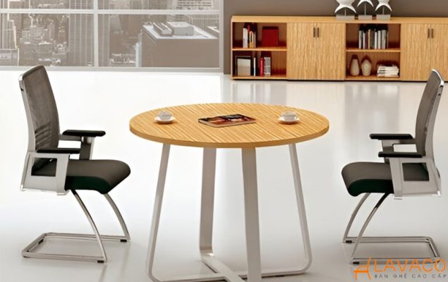 Bàn làm việc tròn nhỏ gọn