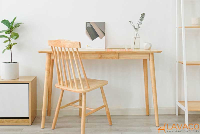 Bàn làm việc phong cách tối giản.