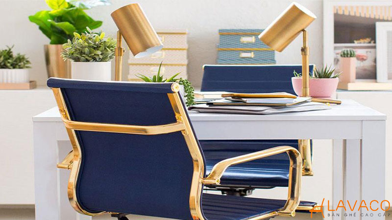 Hướng đặt bàn làm việc cho nữ mệnh Kim