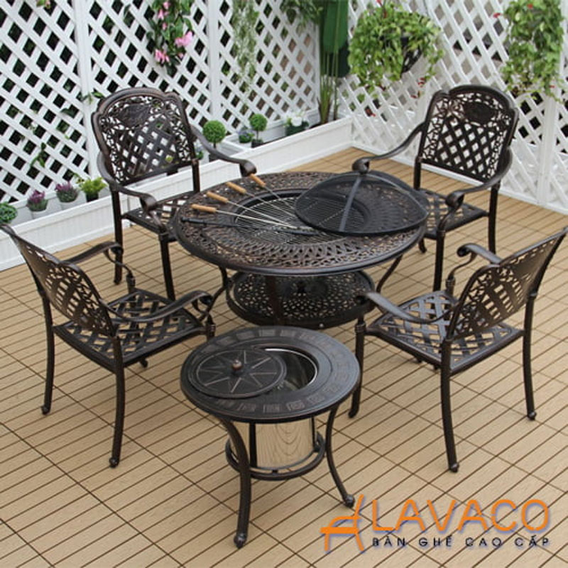 Bộ bàn ghế nhôm đúc sân vườn có lò nướng trung tâm